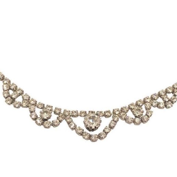 Vintage Rhinestone Necklace with shepherds hook clasp - Picture 2 of 10